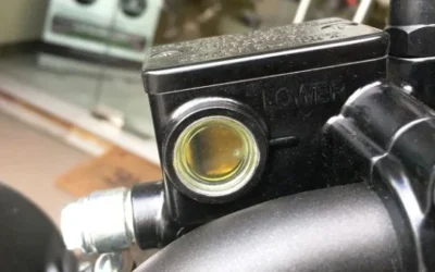Cara Mengganti Minyak Rem Sepeda Motor dengan Mudah, Tidak Perlu ke Bengkel