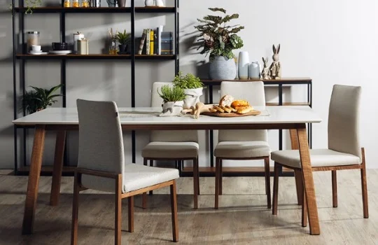 5 Pertimbangan Memilih Meja Makan Minimalis Modern untuk Hunian