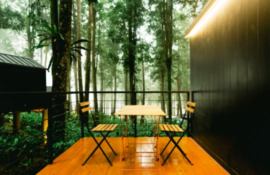 Bobocabin Baturraden Penginapan Glamping Terbaik