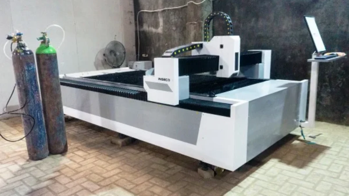 Harga Mesin Laser Cutting Plat Besi, Spesifikasi dan Keunggulan