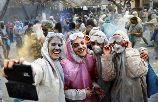Serunya Menjelajahi Festival Festival Populer di Yunani
