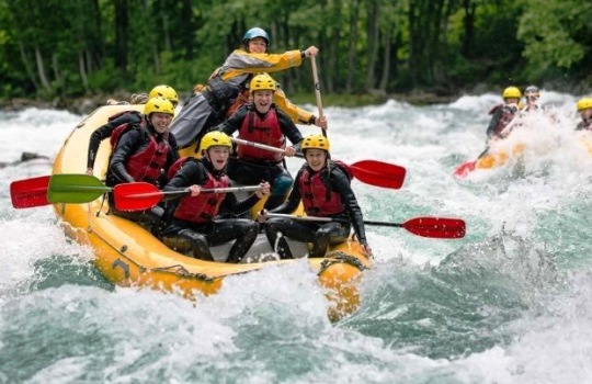 Spot Arung Jeram Populer di Indonesia yang Bakal Memacu Adrenalin