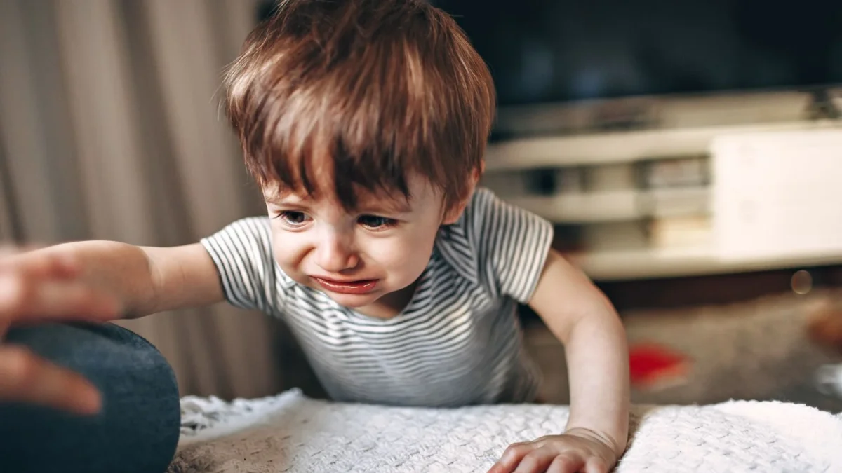 Cara Menghadapi Anak Rewel Secara Efektif dan Tenang
