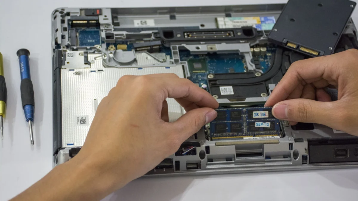 Cara Mempercepat Laptop Lemot Agar Performa Kembali Gesit